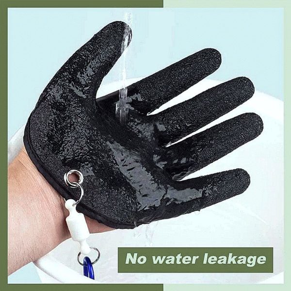 Fishing Glovee With Magnetic Hooks - Image 5