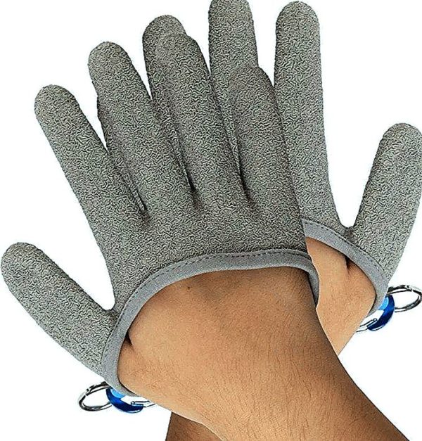 Fishing Glovee With Magnetic Hooks - Image 3