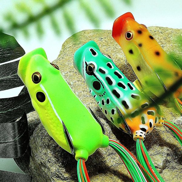 Topwater Popper Frog Lure with Skirt Tail - Image 6